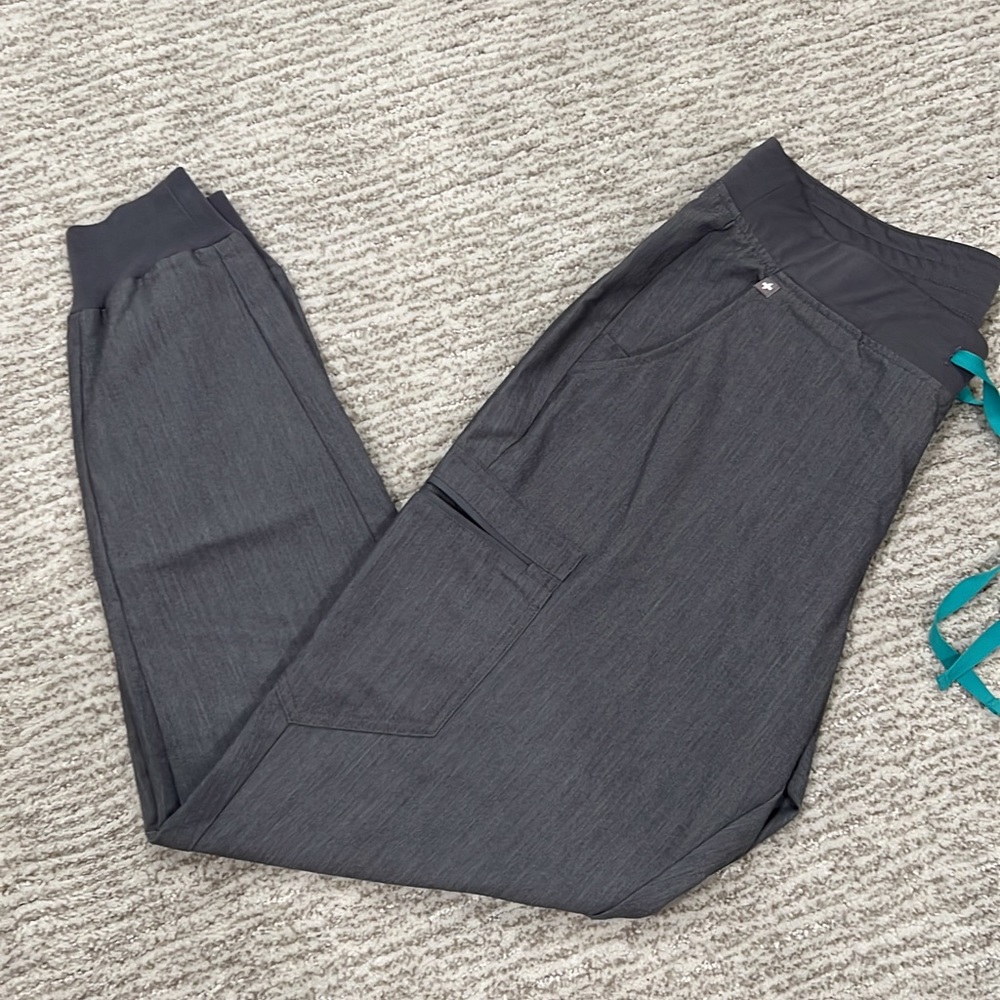Figs scrub pants